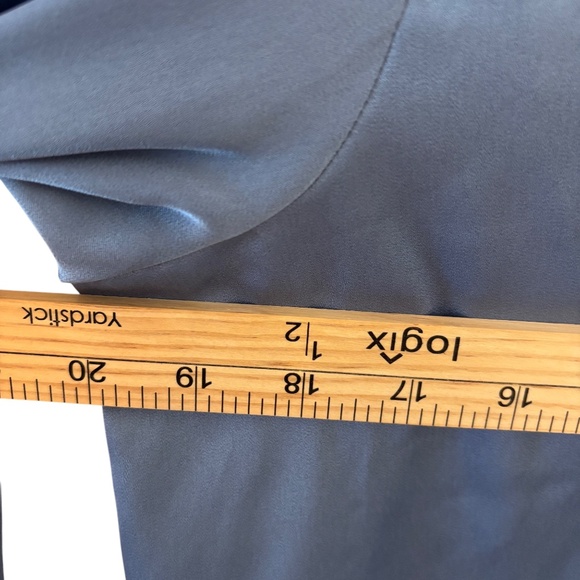 NWT Banana Republic Blue Ruffle Cuff Long Sleeve Blouse Size M - Picture 11 of 11